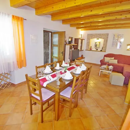 Vakantiehuis House Mauro *