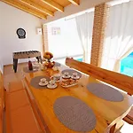 Nyaraló House Mauro
