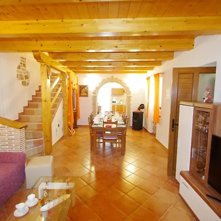 House Mauro Holiday home *